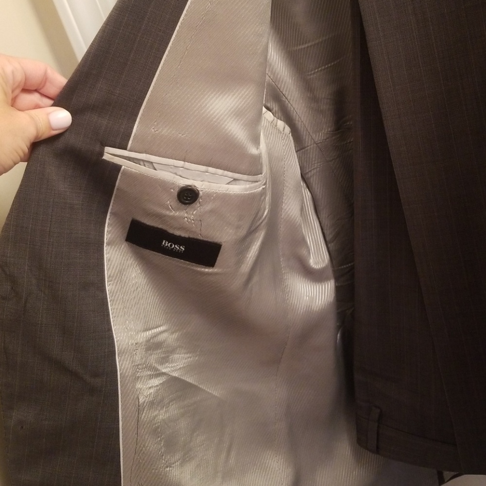 ✴HP✴Mens Hugo Boss suit - Picture 6 of 8